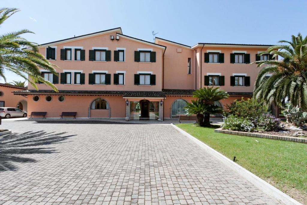 Villa Luigi Hotel & Restaurant Nuova Gestione Villa Rosa Di Martinsicuro Exterior foto