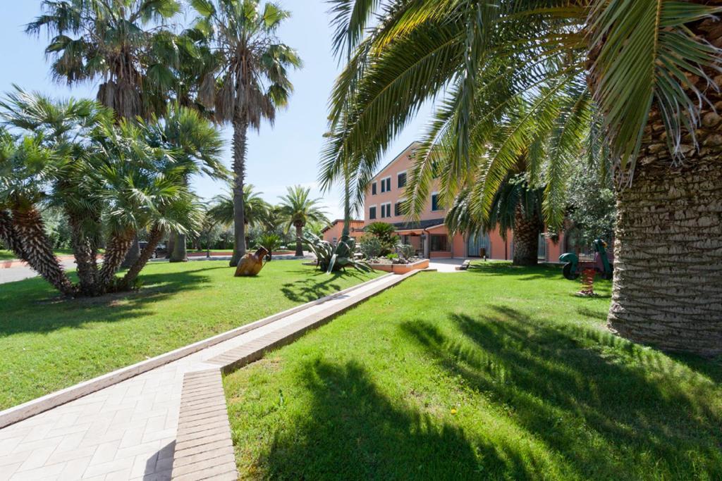 Villa Luigi Hotel & Restaurant Nuova Gestione Villa Rosa Di Martinsicuro Exterior foto