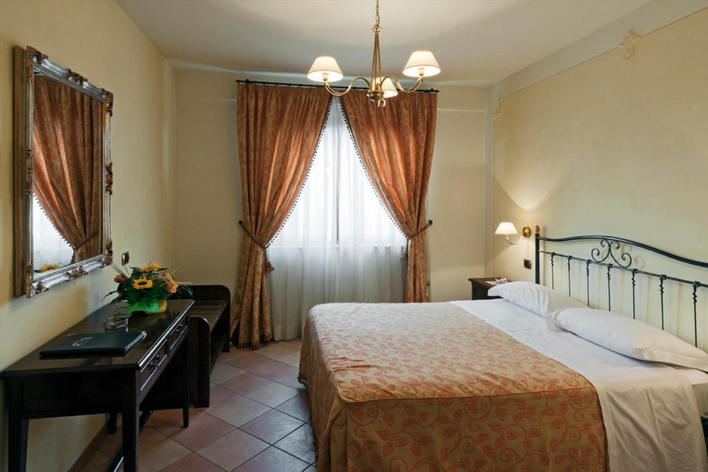 Villa Luigi Hotel & Restaurant Nuova Gestione Villa Rosa Di Martinsicuro Habitación foto